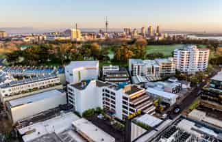 Shared Office space | Newmarket