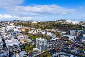 Strategic Parnell Base + Car Park: Unbeatable Port & Motorway Access!