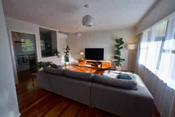 3/128A Taylors Road, Mount Albert