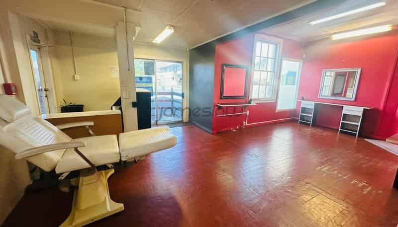 11 Station Road, Otahuhu