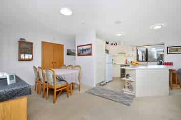 21 Mona Square, Ashburton