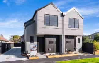 2/12 James K Baxter Place, Sydenham