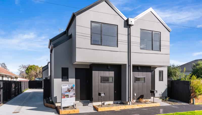 2/12 James K Baxter Place, Sydenham