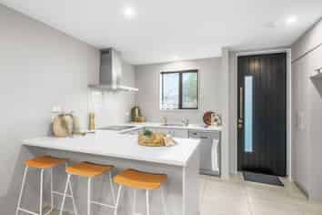 411D Armagh Street, Linwood