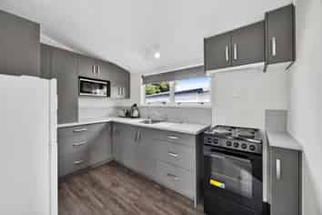 8 Hughson Place, Opunake