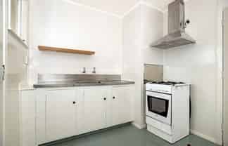 26,28,30 Cavendish Crescent, Outer Kaiti