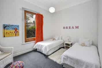 56 South Road, Caversham
