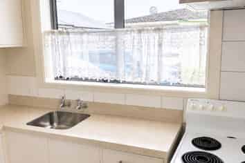 3/13 Kiln Street, Silverstream