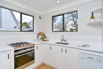 10/178 Main North Road, Redwood