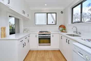 10/178 Main North Road, Redwood