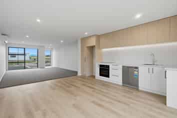 72 Lovelock Avenue, Rolleston