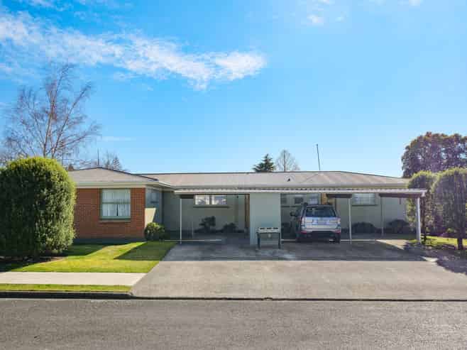 3 Trent Place, FENTON PARK