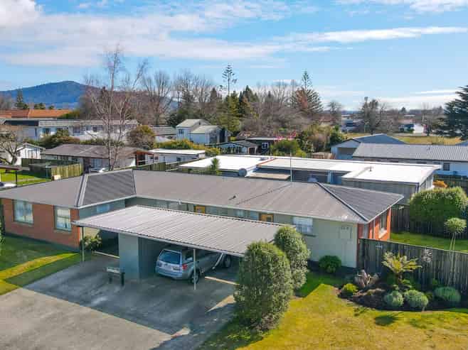 3 Trent Place, FENTON PARK