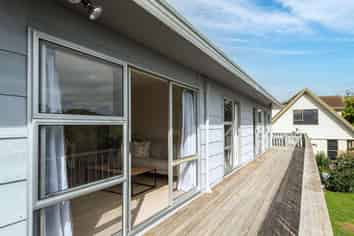 6 Jenkins Ave, Redwood