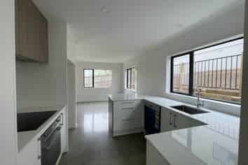 2/97a Blue Gum Drive, Warkworth