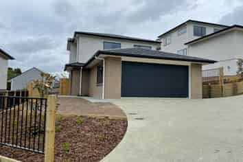 2/97a Blue Gum Drive, Warkworth