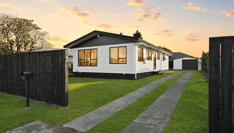 19 Elmwood Crescent, Pukete