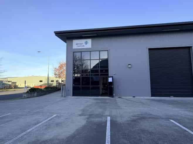 Quality front Tauriko industrial unit