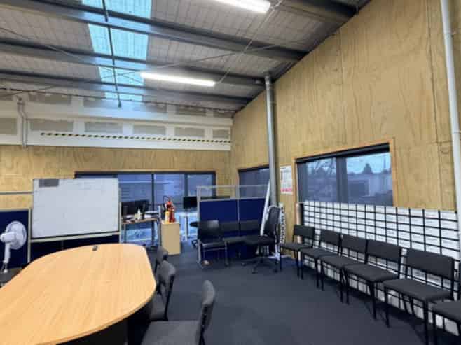 Quality front Tauriko industrial unit
