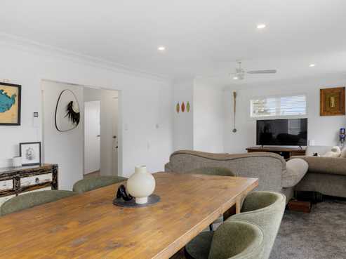 10 Armstrong Grove, Hilltop