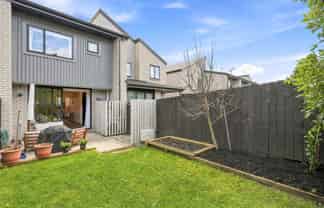 37 Peihana Road, Hobsonville