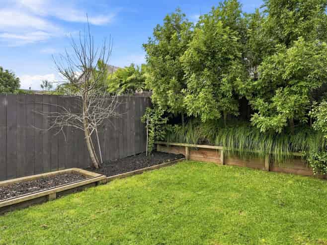 37 Peihana Road, Hobsonville