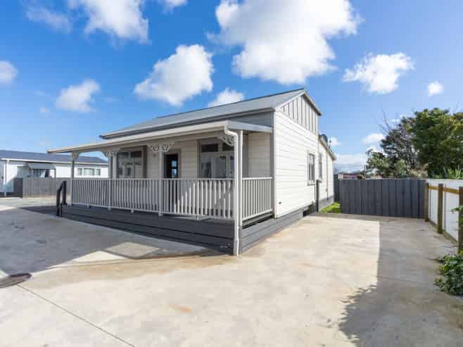 21 Beatty Street, LEVIN