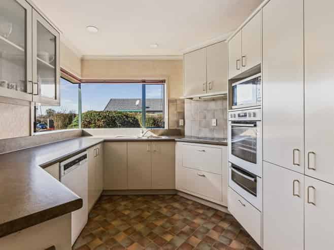 11 Belgrave Place, Taradale