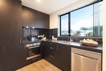 6/130 Richmond Street, Petone