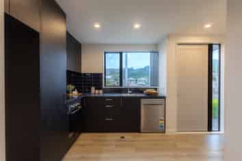 6/130 Richmond Street, Petone