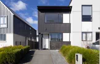 6/130 Richmond Street, Petone
