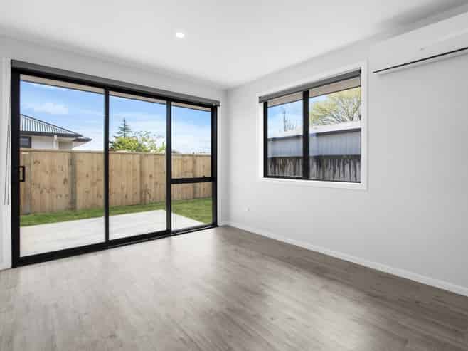 2/18 Betley Crescent, Fairview Downs