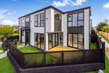 1-4/16 Osprey Street, Pakuranga