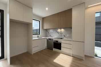 Auckland - Address withheld