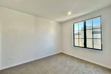 2/35 Eversleigh Street, Saint Albans