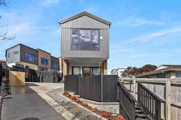 Lot 1/5 South Pacific Place, Henderson
