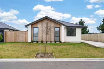 A/3 Alhambra Road, Rolleston