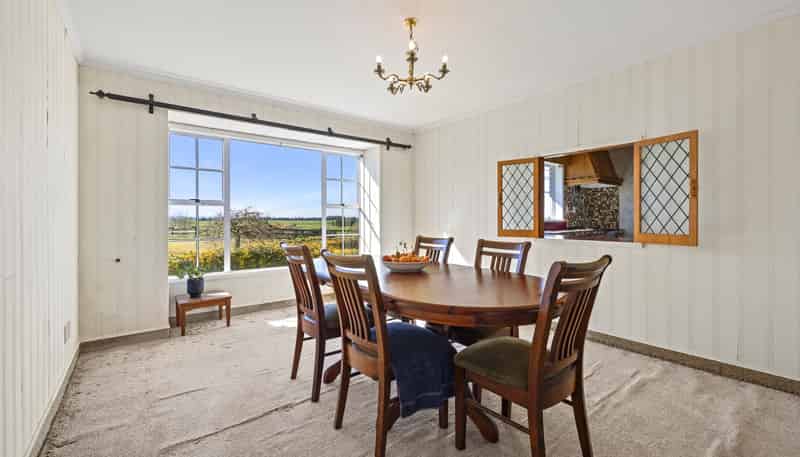 102 Gillard Road, Ngahinapouri