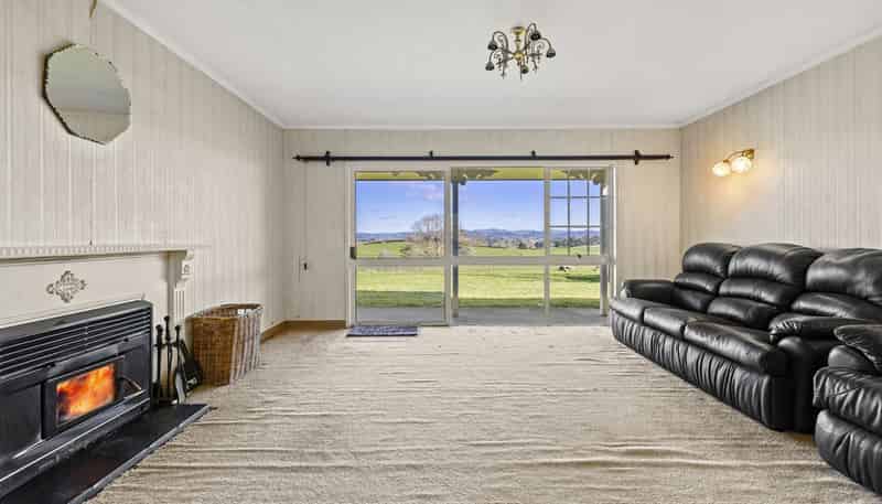102 Gillard Road, Ngahinapouri