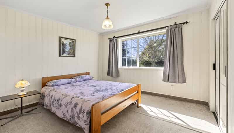102 Gillard Road, Ngahinapouri