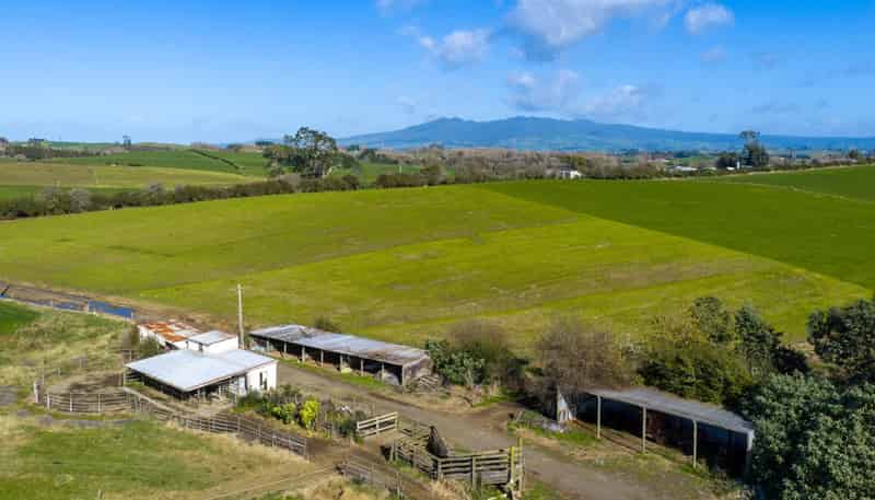 102 Gillard Road, Ngahinapouri