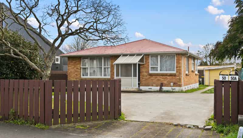 50 & 50A Hukanui Road, Chartwell