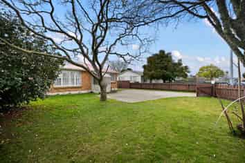 50 & 50A Hukanui Road, Chartwell