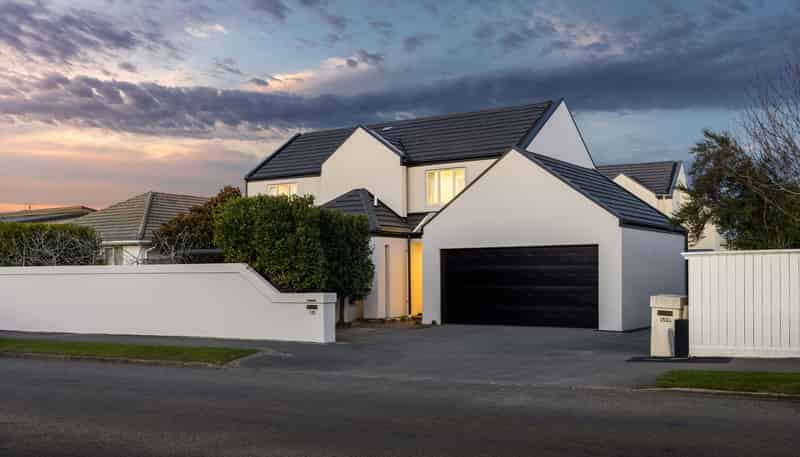 152 Avonhead Road, Avonhead