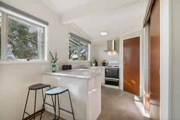 41 Paramount Parade, Tikipunga