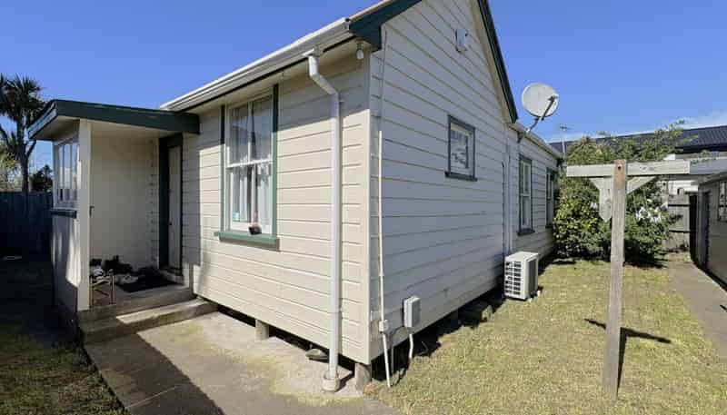 3/102 Barbour Street, Waltham