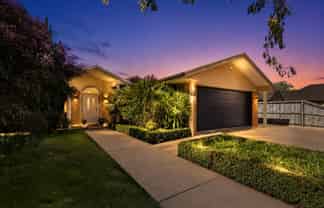 12 Mahuri Street, Parklands