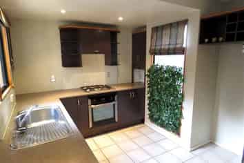 26 Oakford Close, Riccarton