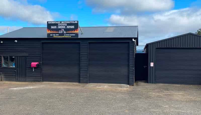 211 South Highway West, Whitianga