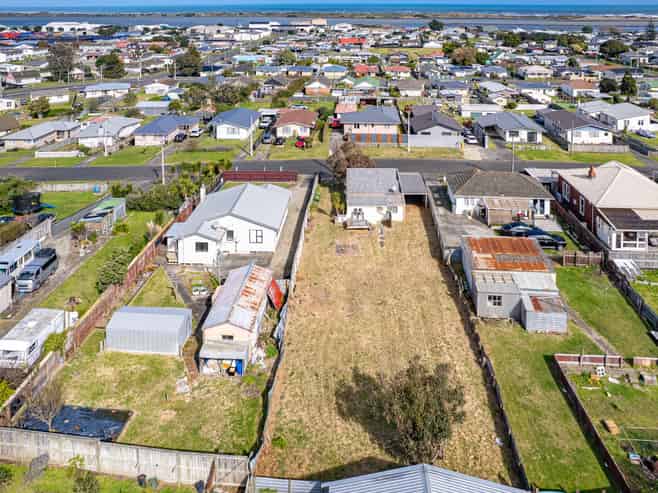27 Ruapehu Street, Castlecliff